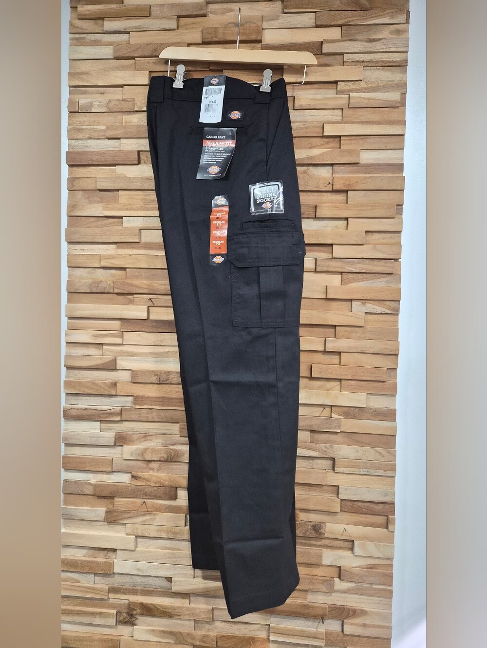 Dikies Black Cargo Pants Size 36x32 - New With Tags